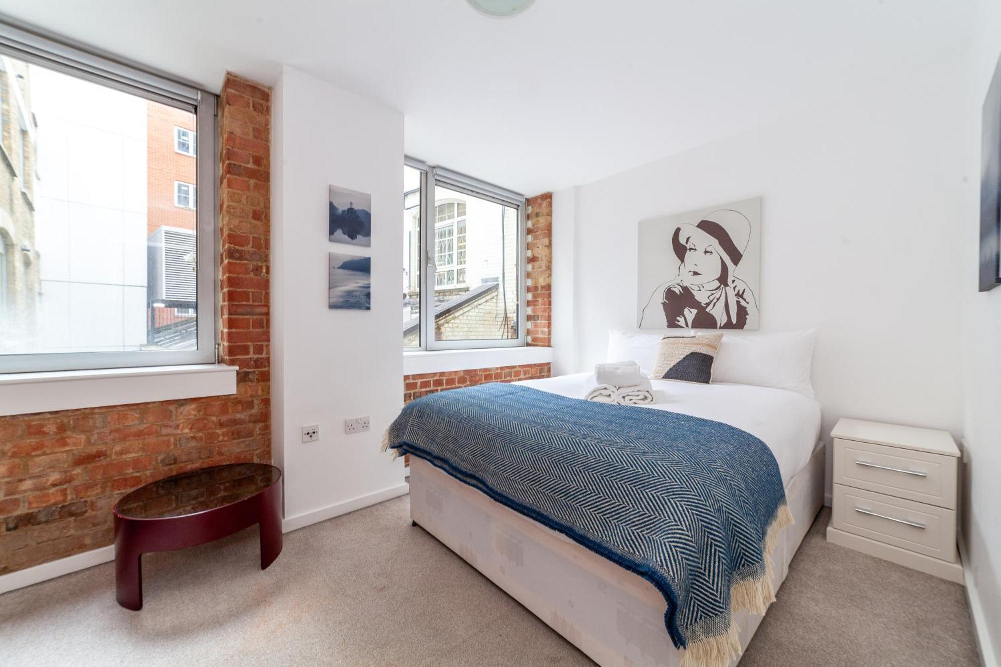 Elegance & Chic Design - 2-Bedroom Haven ロンドン エクステリア 写真